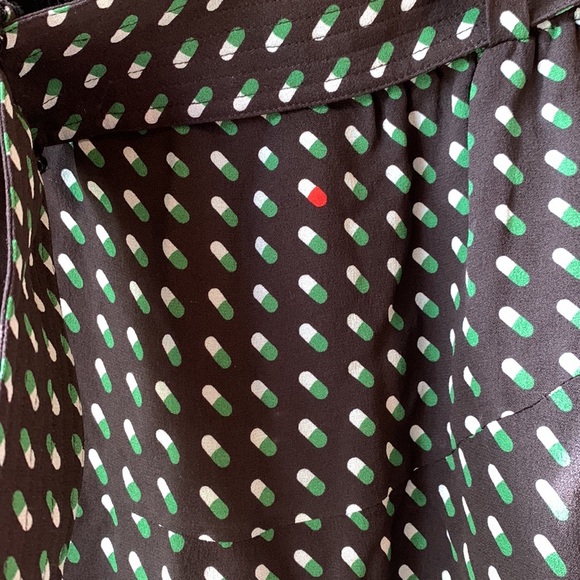 A.L.C adorable printed belted mini skirt!! Sz 6 - Picture 4 of 13